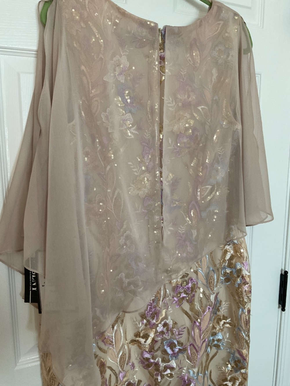 NWT, LADIES COCKTAIL DRESS ATTACHED CREAM COLORED SHEER CAPE OVER SPARKLY DRESS - Picture 4 of 10